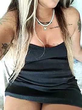 Snapshot of perolaar chatting on 03.06.25 perolaar online show from 03.06.25