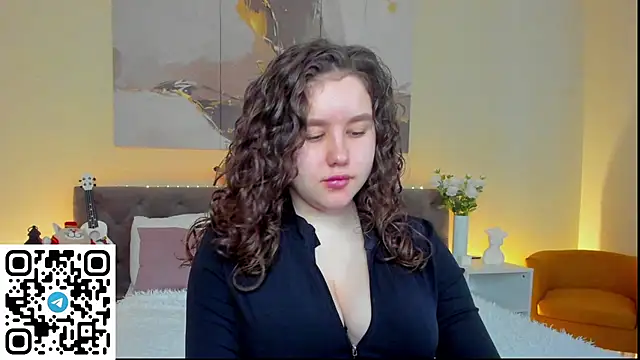 Snapshot of Ariella_Sol chatting on 03.13.25 Ariella Sol online show from 03.13.25