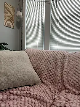 Snapshot of LoveShae_ chatting on 01.05.26 LoveShae online show from 01.05.26