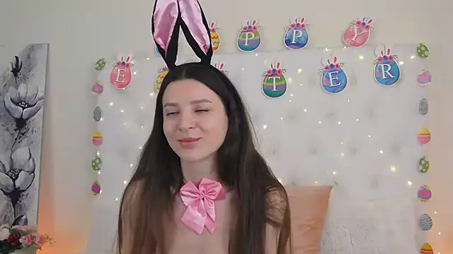 Snapshot of --Daniella- chatting on 04.05.26 --Daniella- online show from 04.05.26