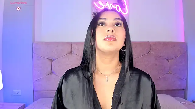 Cameliaa Smiith online show from 02.15.25