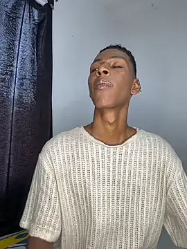 Snapshot of maiki18_ chatting on 04.01.26 maiki18 online show from 04.01.26