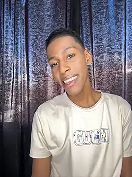 Snapshot of maiki18_ chatting on 04.02.26 maiki18 online show from 04.02.26