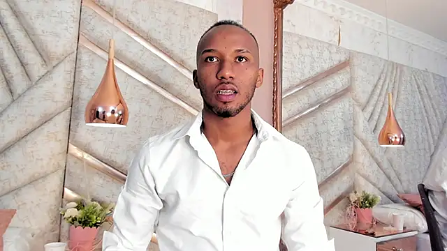 Snapshot of JamesParck chatting on 03.09.25 JamesParck online show from 03.09.25