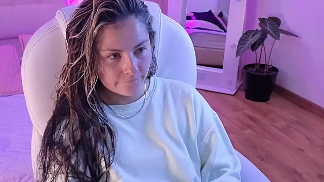 Snapshot of brandy_sweet_ chatting on 10.11.25 brandy sweet  online show from 10.11.25