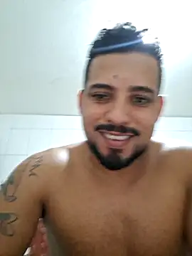 Snapshot of Luizragnar123 chatting on 02.22.26 Luizragnar123 online show from 02.22.26