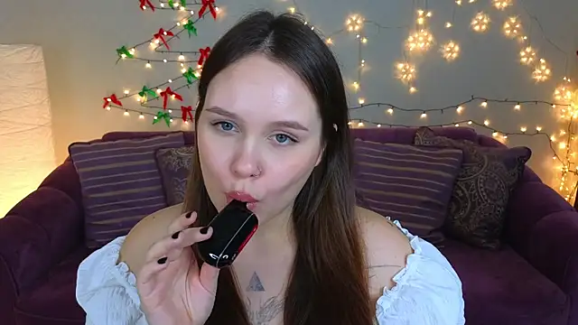 miki miki cutie  online show from 01.07.25