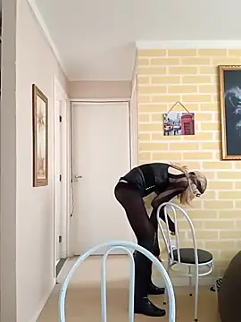 Snapshot of cdzinhasusan chatting on 09.20.25 cdzinhasusan online show from 09.20.25