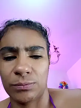 Leslly  online show from 03.18.25