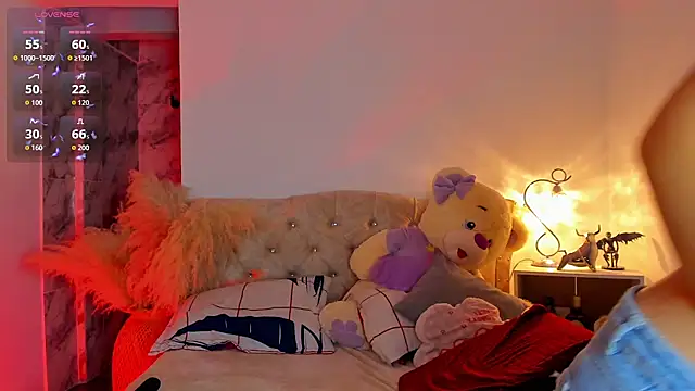 Sarahballiston  online show from 03.12.26