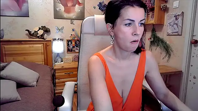 Snapshot of Kendra_Mom chatting on 01.16.26 Kendra Mom online show from 01.16.26