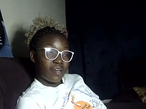 Sexy racy rebel  online show from 12.17.25