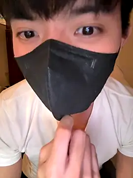 Snapshot of Ner0924_N chatting on 11.30.25 Ner0924 N online show from 11.30.25