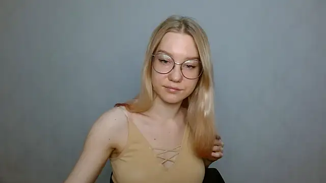 cindi hot online show from 01.23.25