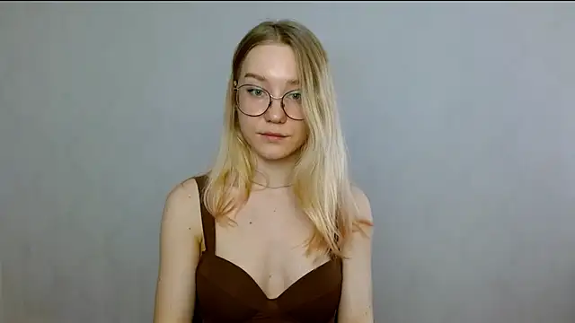 cindi hot online show from 02.25.25