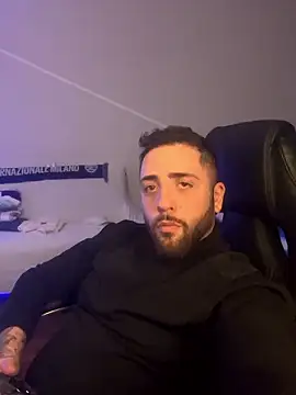 Snapshot of 1ninefellababy chatting on 12.04.25 1ninefellababy online show from 12.04.25