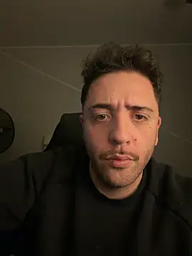 Snapshot of 1ninefellababy chatting on 01.17.26 1ninefellababy online show from 01.17.26