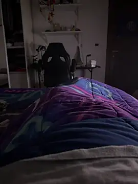 Snapshot of 1ninefellababy chatting on 02.11.26 1ninefellababy online show from 02.11.26