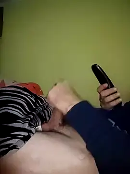 Snapshot of armando1983_hot chatting on 10.19.25 armando1983 hot online show from 10.19.25