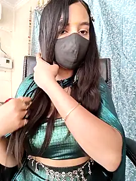Parinaaz18 online show from 04.22.26
