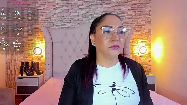 Snapshot of Gina_Myers chatting on 02.17.25 Gina Myers online show from 02.17.25