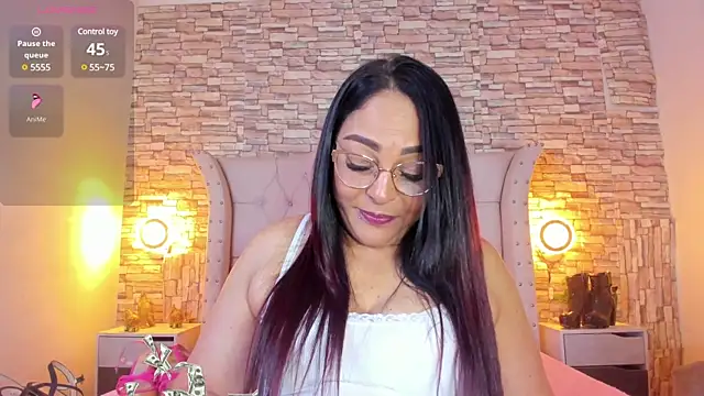 Snapshot of Gina_Myers chatting on 02.24.25 Gina Myers online show from 02.24.25