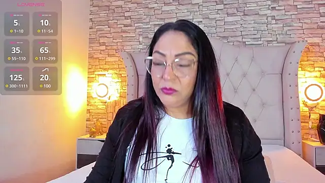 Snapshot of Gina_Myers chatting on 03.02.25 Gina Myers online show from 03.02.25