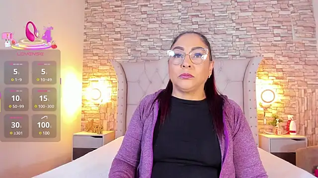 Snapshot of Gina_Myers chatting on 03.19.25 Gina Myers online show from 03.19.25