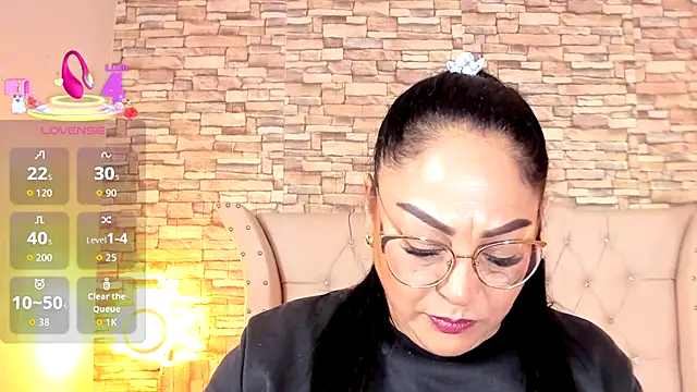 Snapshot of Gina_Myers chatting on 09.11.25 Gina Myers online show from 09.11.25