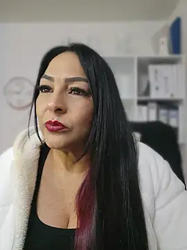 Gina Myers online show from 07.05.26