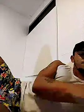 sexylatino22 online show from 12.27.24