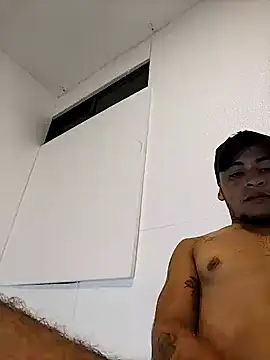 sexylatino22 online show from 01.11.25