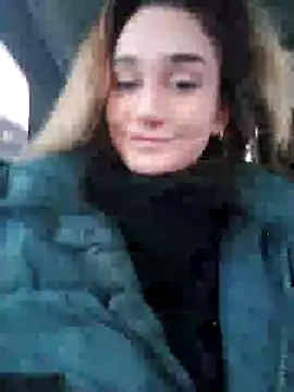 Snapshot of RiskyViolet chatting on 12.20.24 RiskyViolet online show from 12.20.24