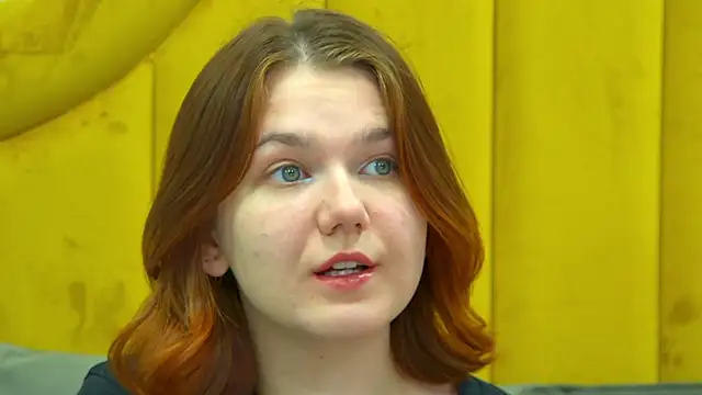 Snapshot of LessySmith chatting on 02.27.26 LessySmith online show from 02.27.26