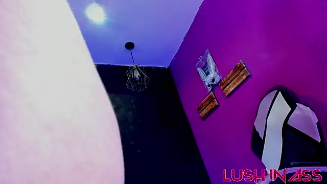 Alexa Slave online show from 06.06.26