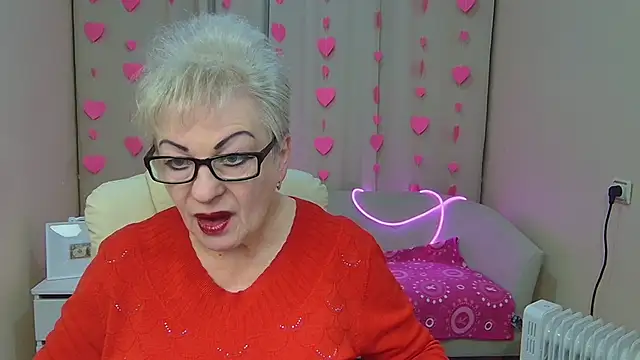 KayleSmoll online show from 02.04.26