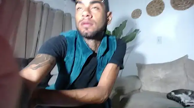 Snapshot of Christopher_kenne chatting on 02.04.25 Christopher kenne online show from 02.04.25