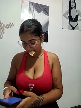 Sofythom1 online show from 10.24.25