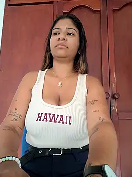 Snapshot of Sofythom1 chatting on 03.08.26 Sofythom1 online show from 03.08.26