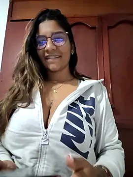 Snapshot of Sofythom1 chatting on 03.13.26 Sofythom1 online show from 03.13.26