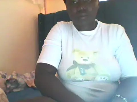 Snapshot of crazy_baby00 chatting on 12.10.24 crazy baby00 online show from 12.10.24