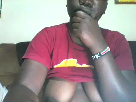 Snapshot of crazy_baby00 chatting on 12.12.24 crazy baby00 online show from 12.12.24