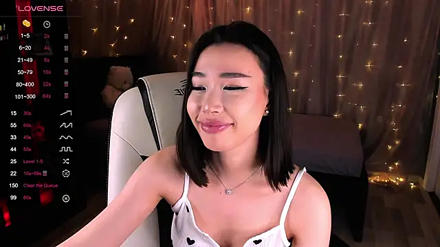 sensualily online show from 02.06.25