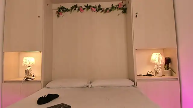 KendallRosse1 online show from 06.06.26