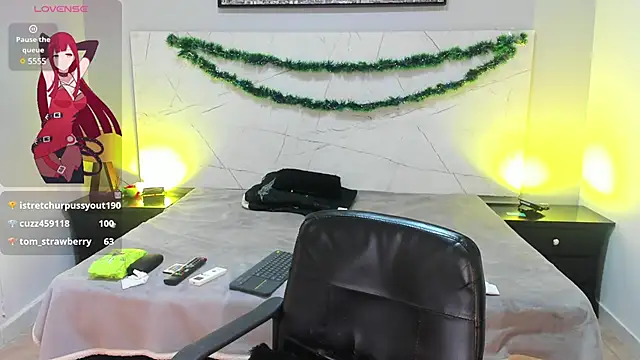 LAYLATAYLOR  online show from 12.13.24