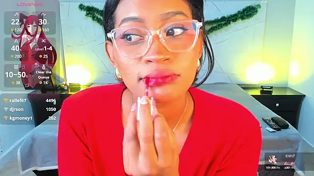 LAYLATAYLOR  online show from 12.21.24