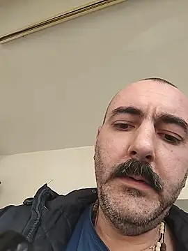 Snapshot of Maryo0001 chatting on 11.04.25 Maryo0001 online show from 11.04.25