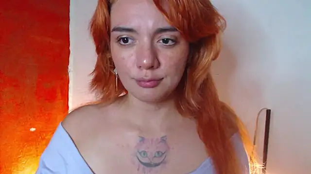 Snapshot of kitten_sweet chatting on 12.08.24 kitten sweet online show from 12.08.24