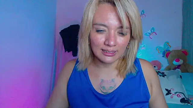 Snapshot of kitten_sweet chatting on 02.16.25 kitten sweet online show from 02.16.25