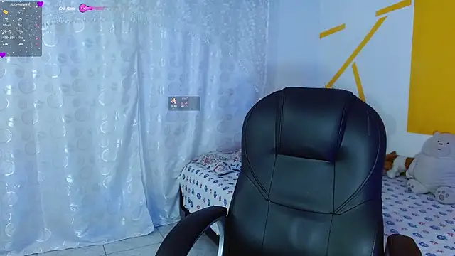 Snapshot of Matthew_Boy_ chatting on 12.20.24 Matthew Boy  online show from 12.20.24